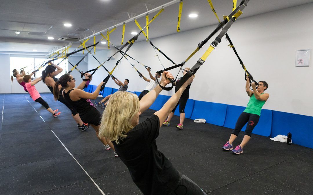 Treballa la força, la flexibilitat i la concentració amb el TRX Pilates